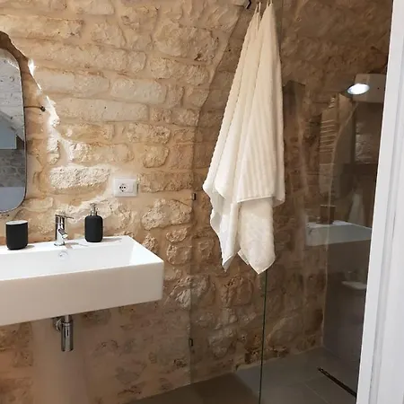 La Pupa Coi Baffi Apartment *