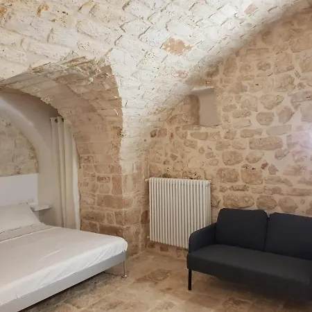 La Pupa Coi Baffi Apartment *